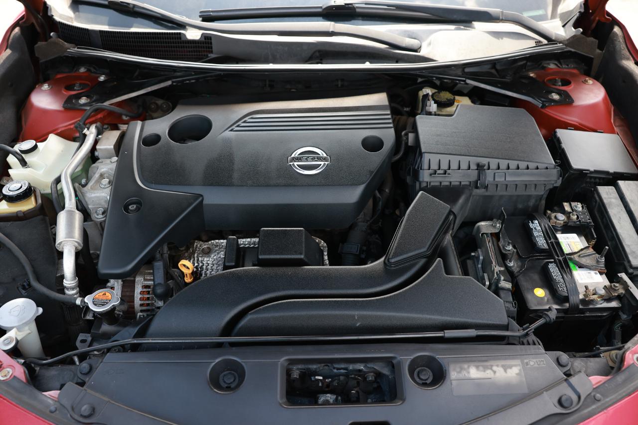 Nissan Altima  2014