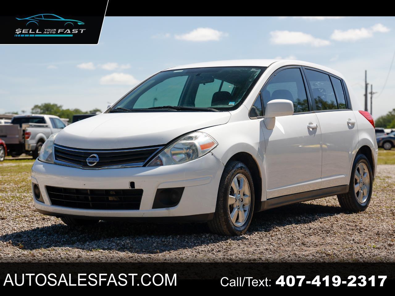 Nissan Versa  2012