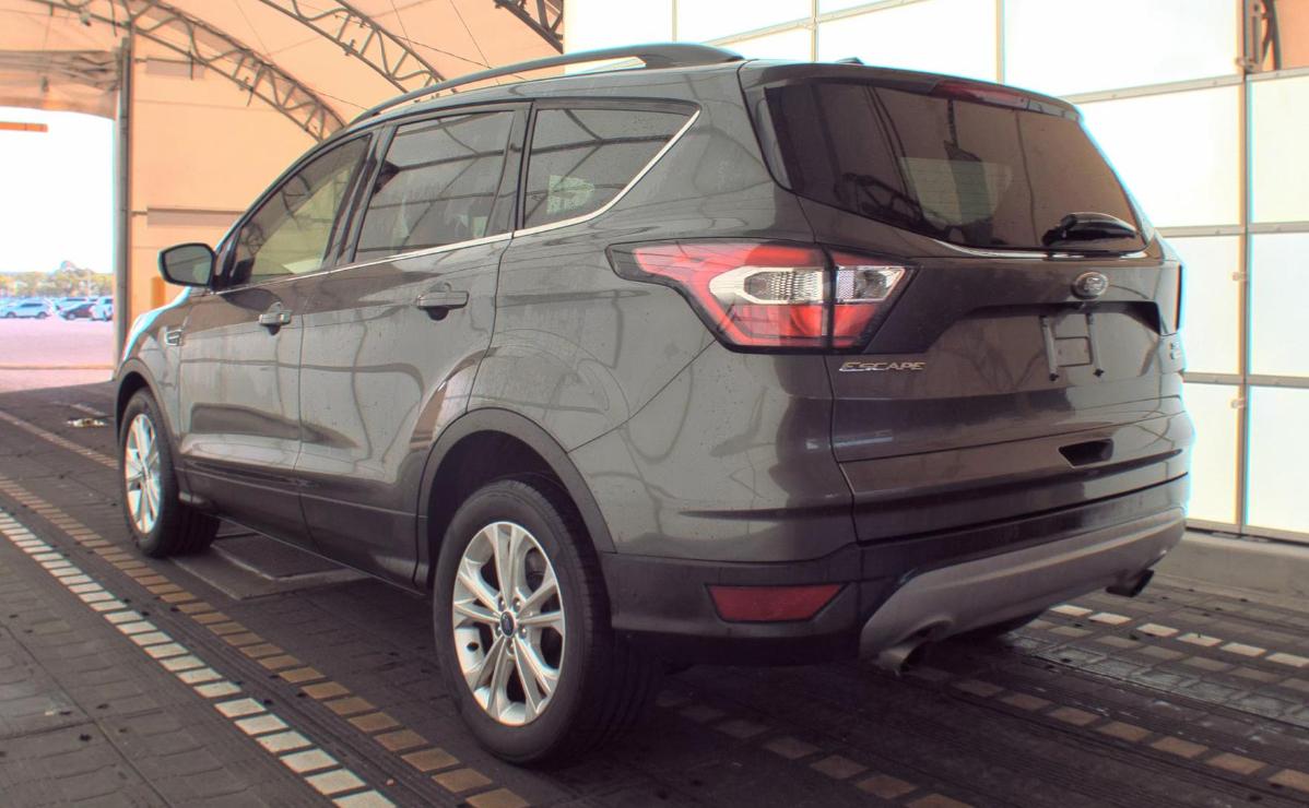 Ford Escape  2017