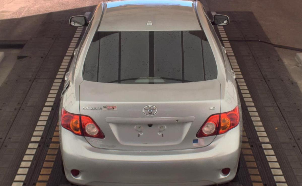Toyota Corolla  2010