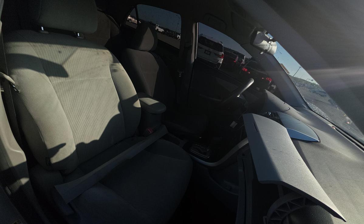 Toyota Corolla  2010