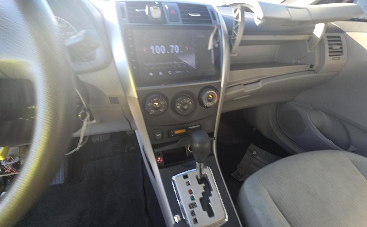 Toyota Corolla  2010