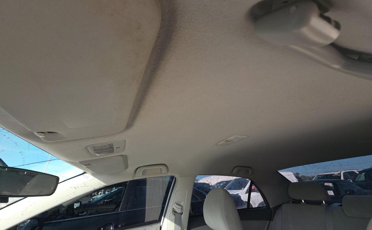 Toyota Corolla  2010