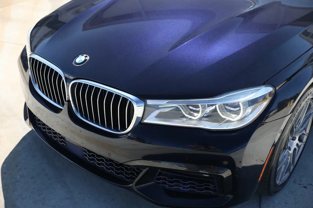 BMW 750i xDrive  2016