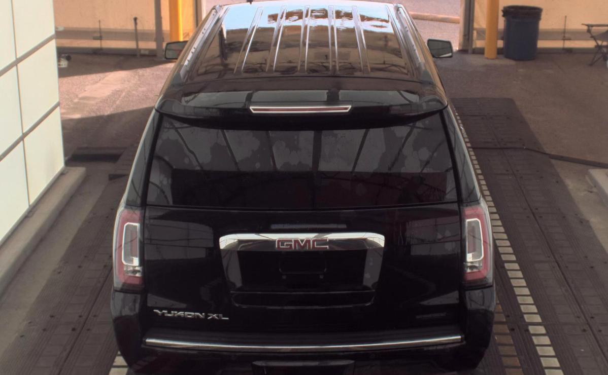 GMC Yukon XL  2017