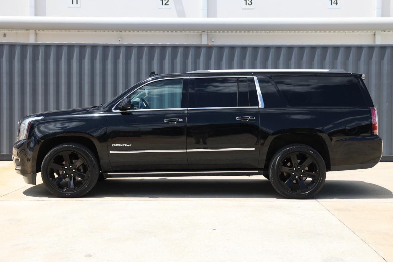GMC Yukon XL  2017
