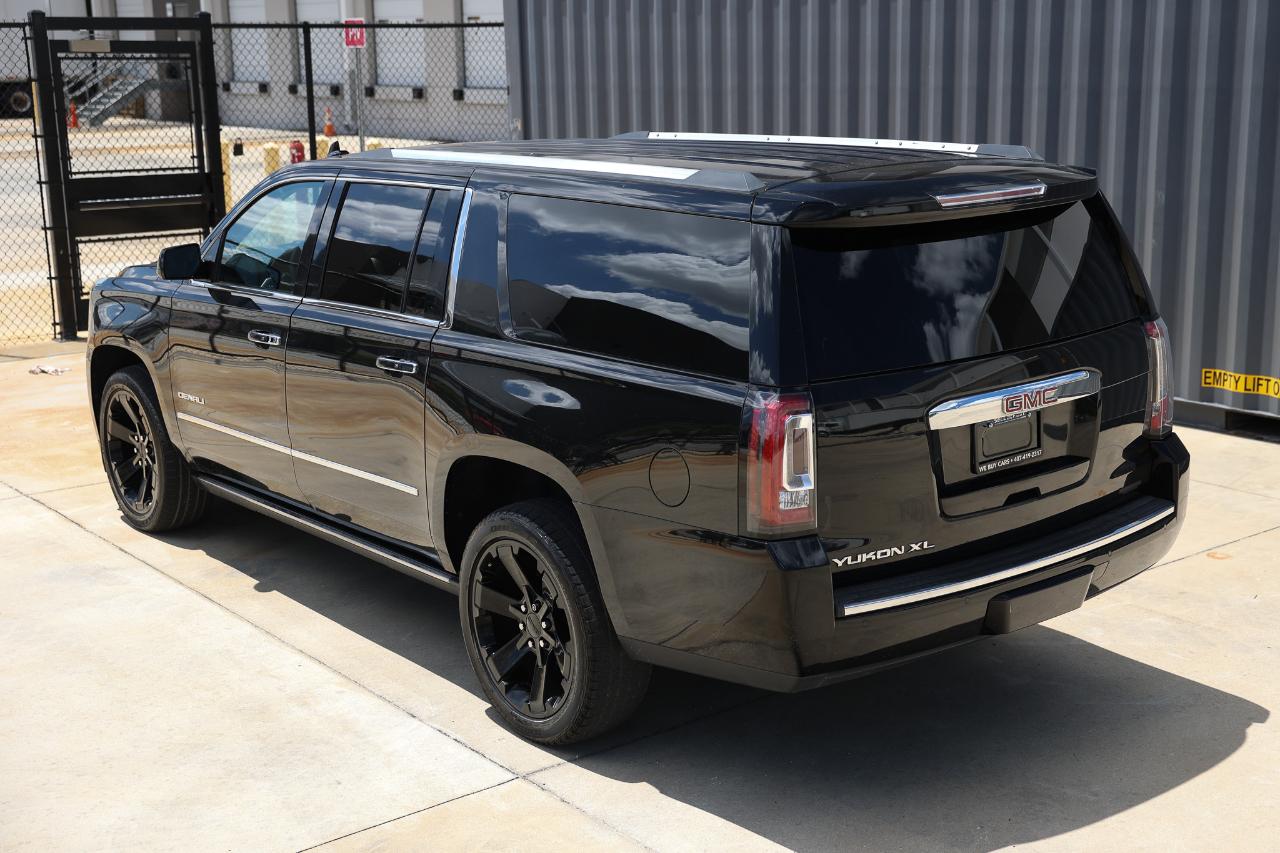 GMC Yukon XL  2017
