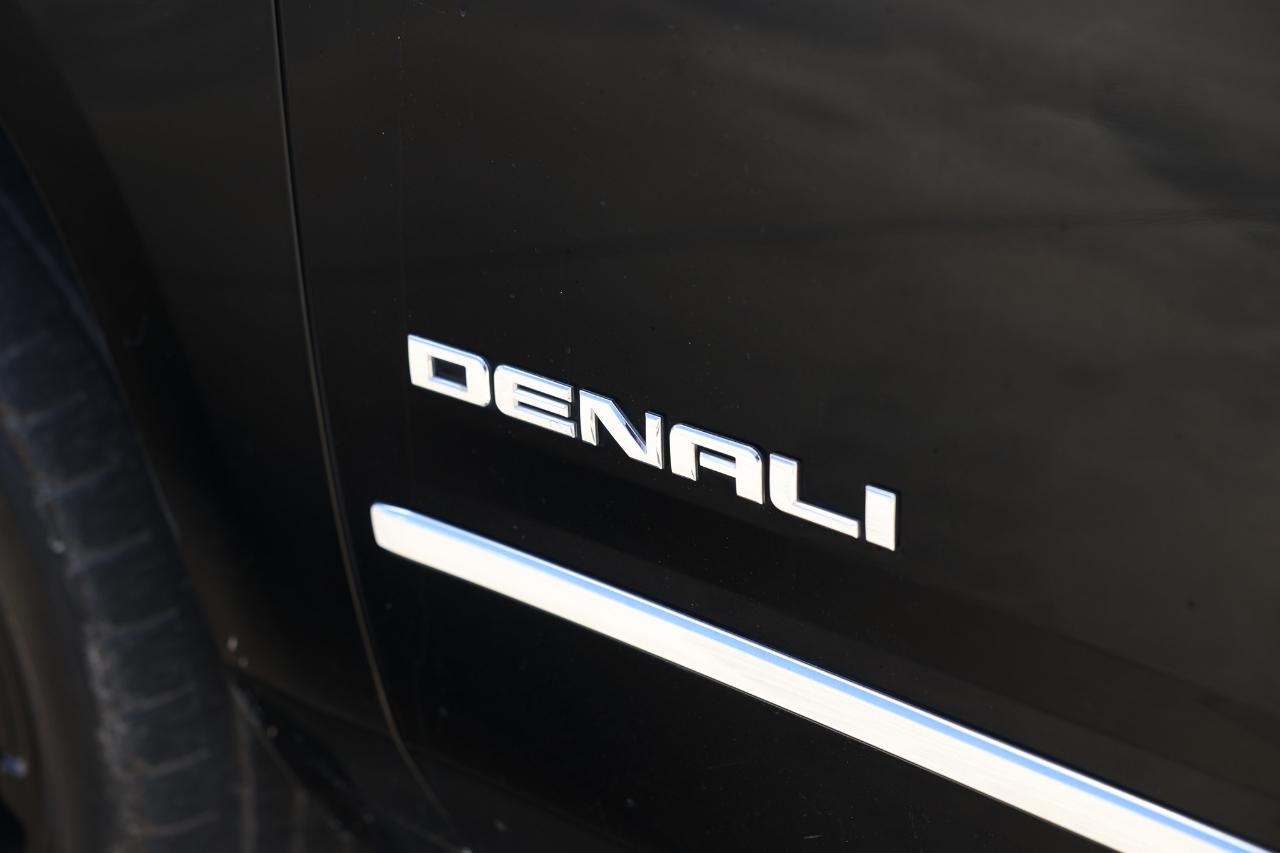 GMC Yukon XL  2017