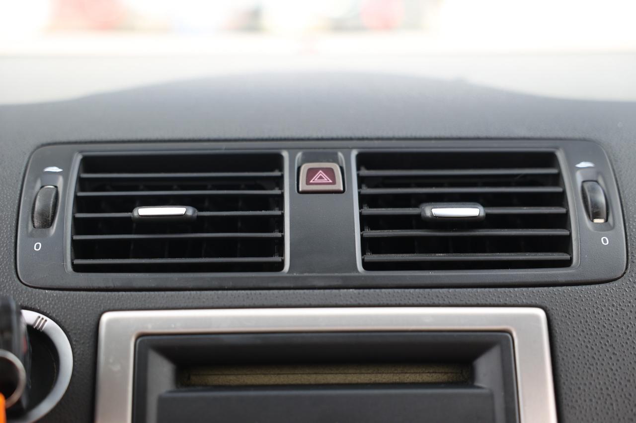 Volvo C70  2008