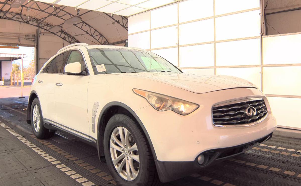 Infiniti FX35  2009