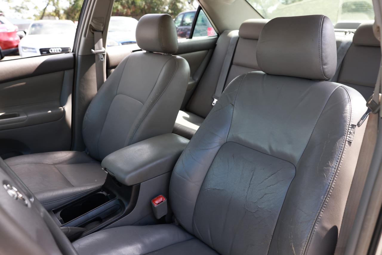 Toyota Camry  2004