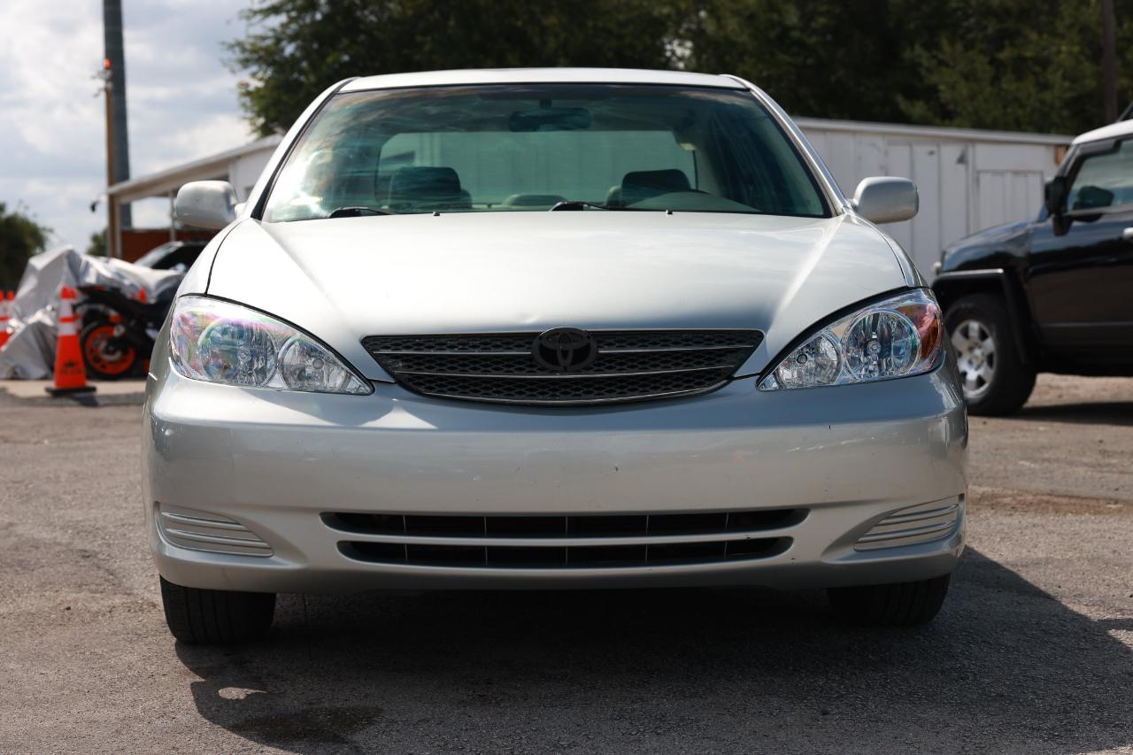 Toyota Camry  2004