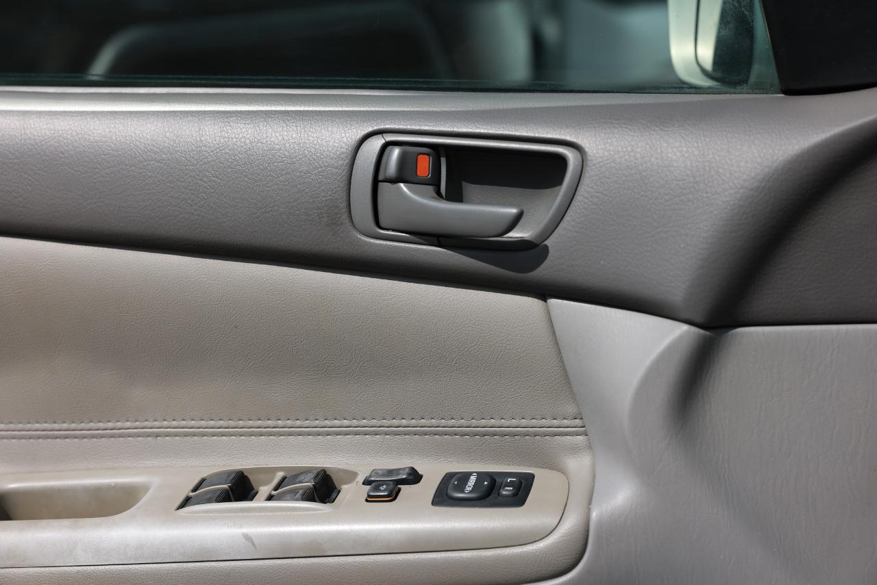 Toyota Camry  2004