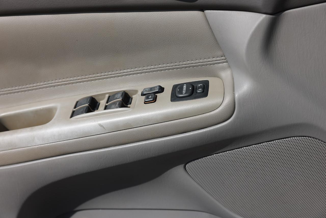 Toyota Camry  2004