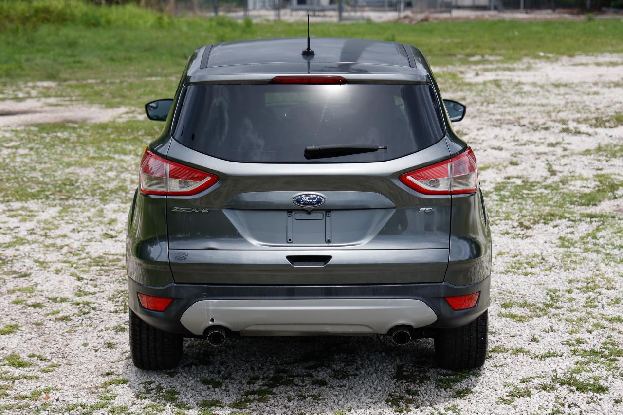 Ford Escape  2015