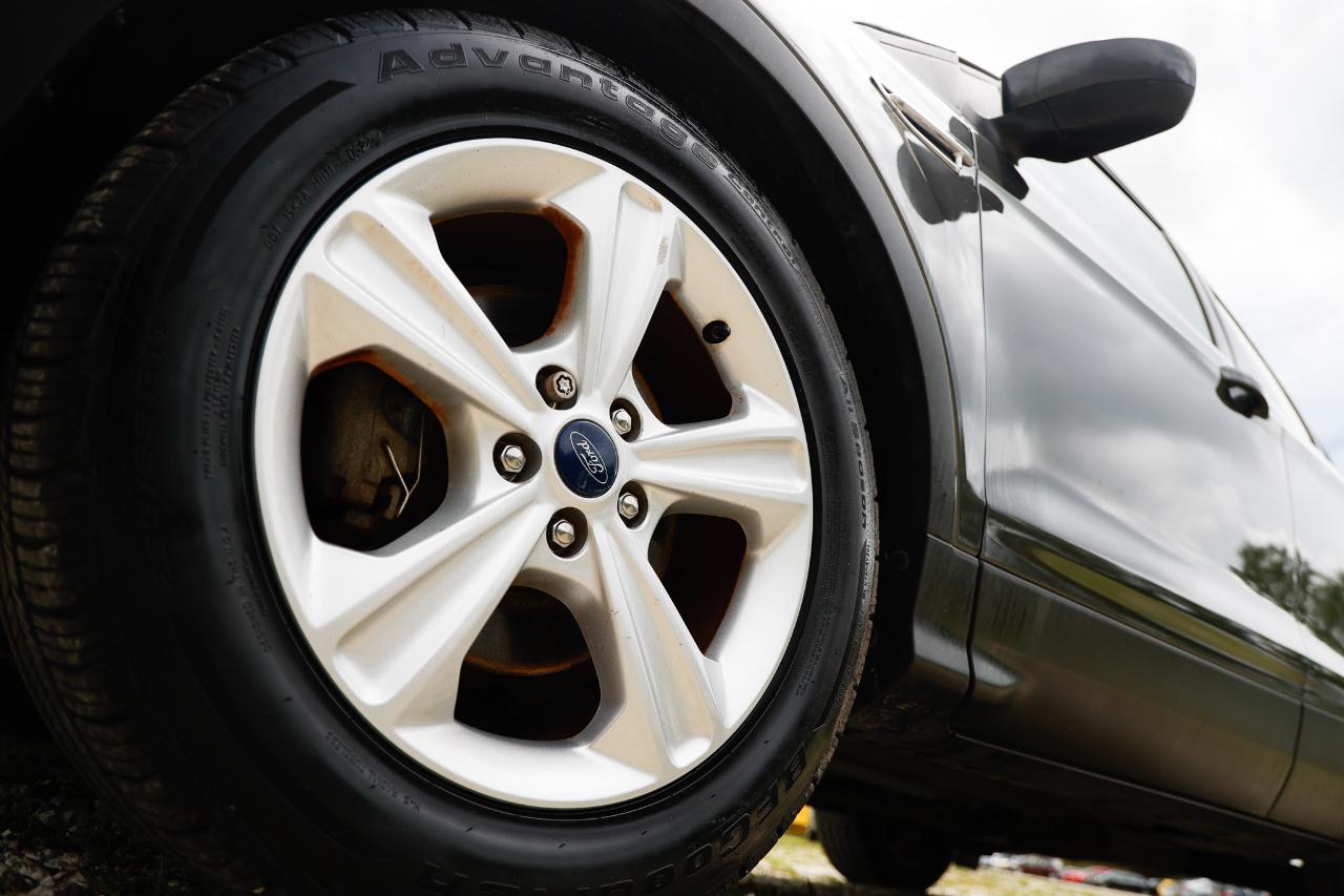 Ford Escape  2015
