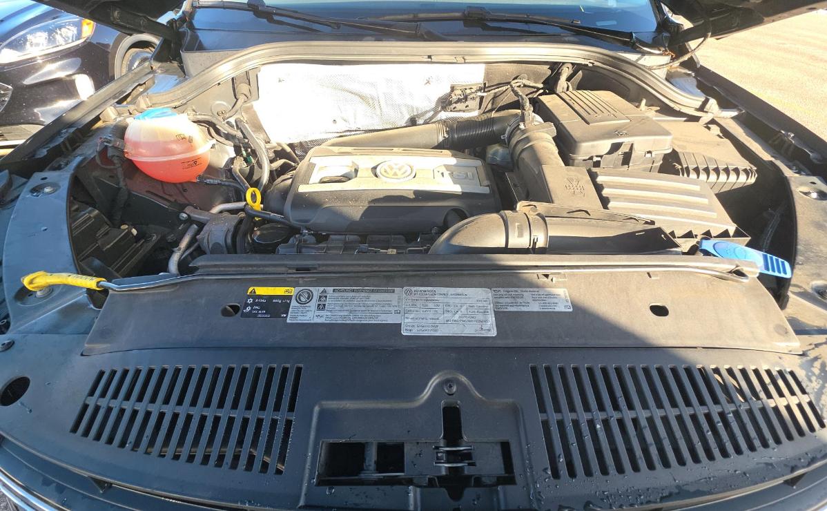 Volkswagen Tiguan  2016