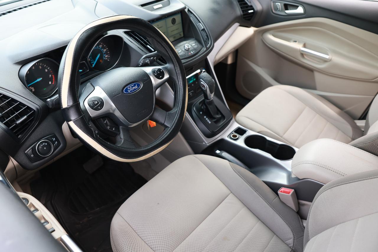 Ford Escape  2016