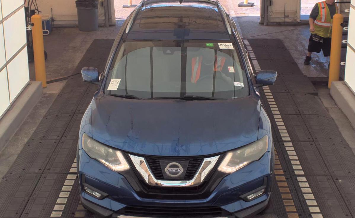 Nissan Rogue  2017