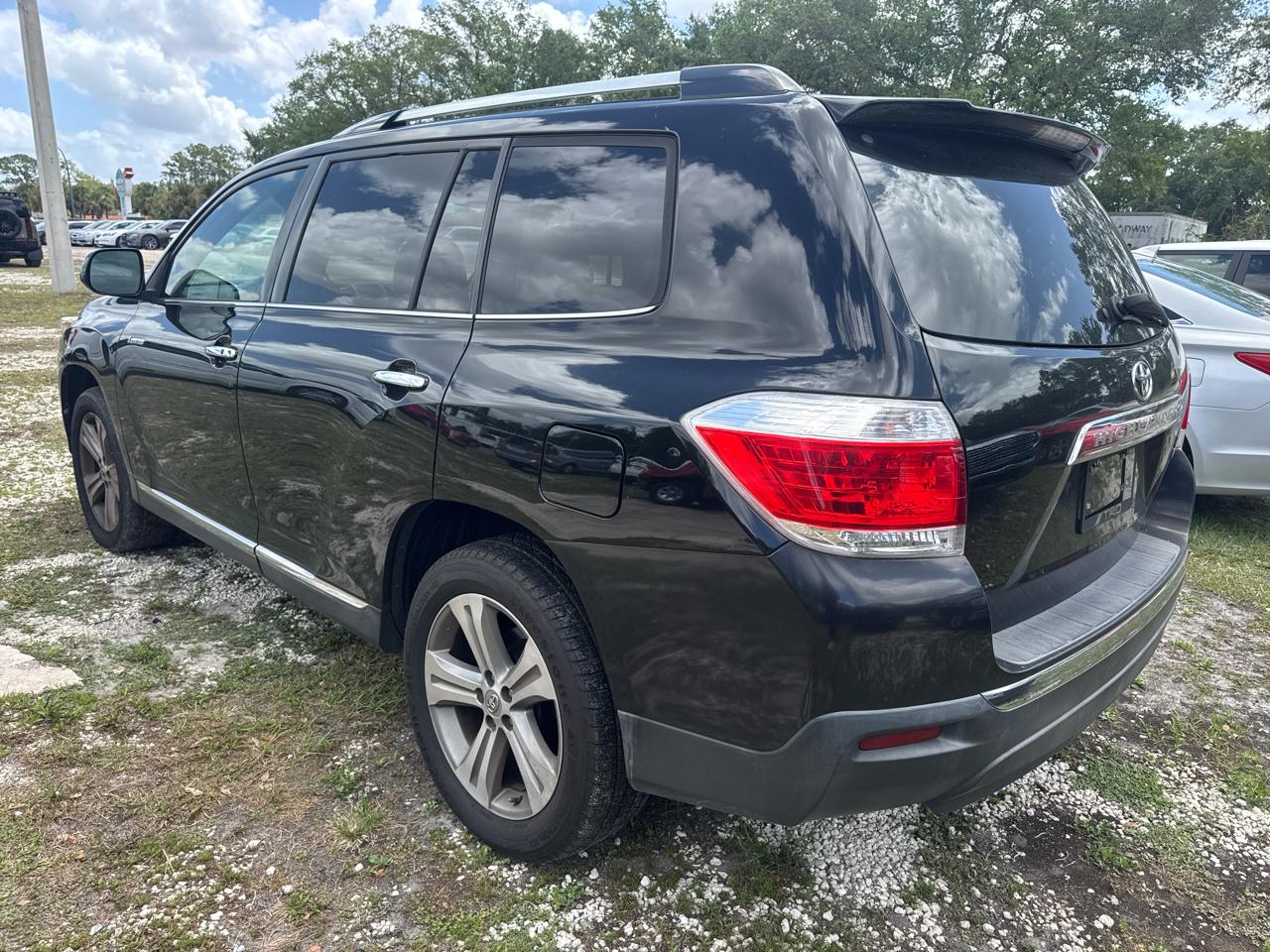 Toyota Highlander  2011