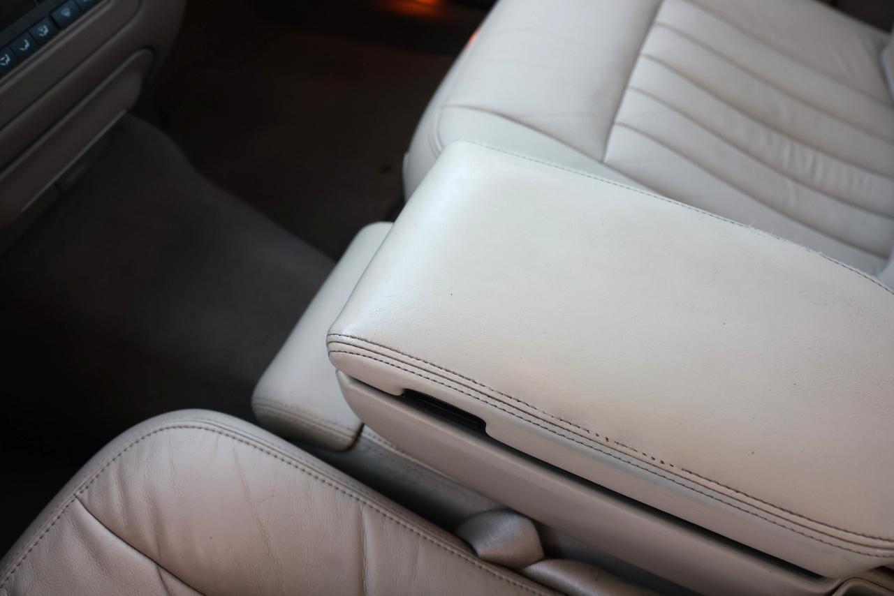 Lincoln Town Car  2003