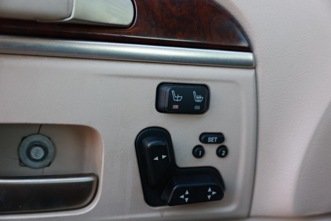 Lincoln Town Car  2003