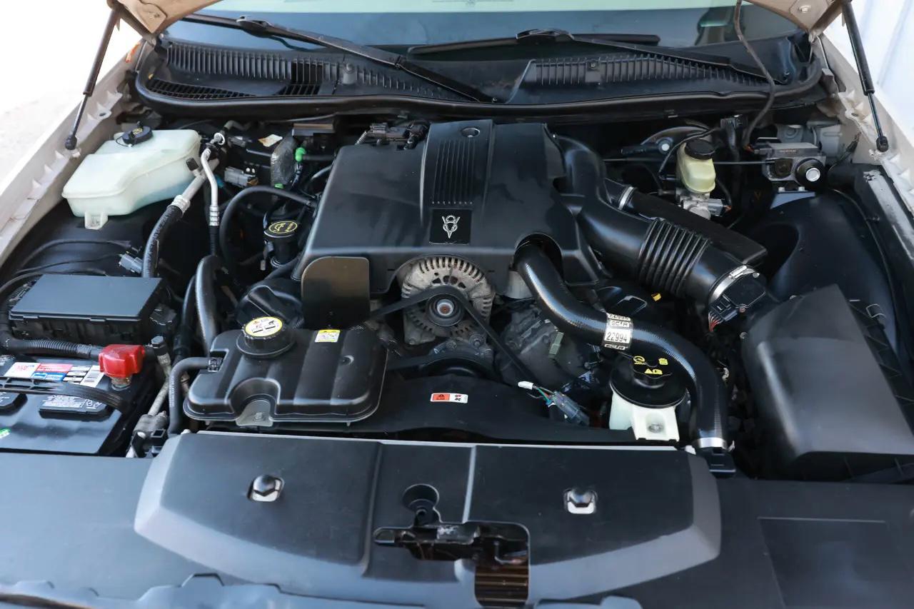 Lincoln Town Car  2003