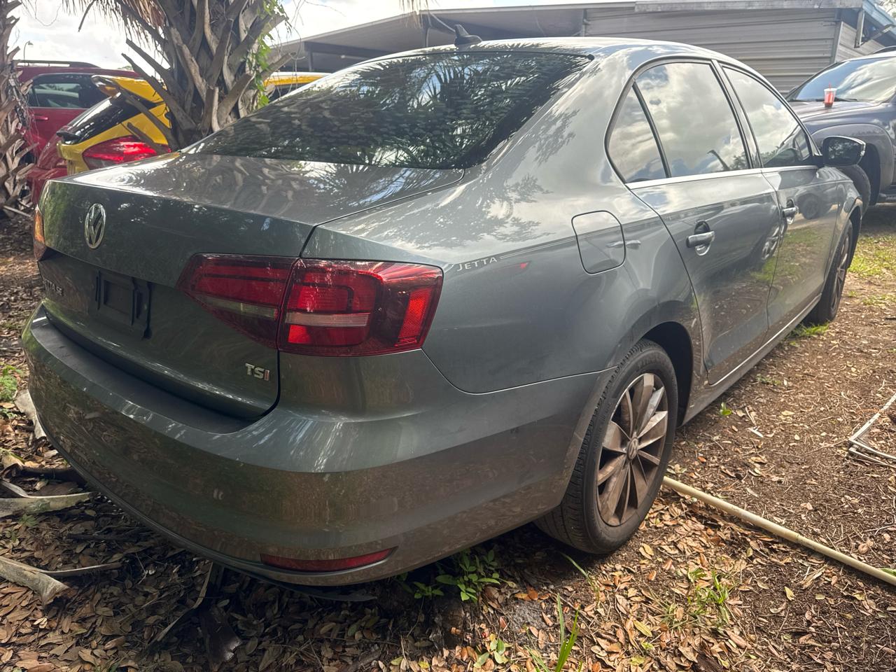 Volkswagen Jetta Sedan  2016