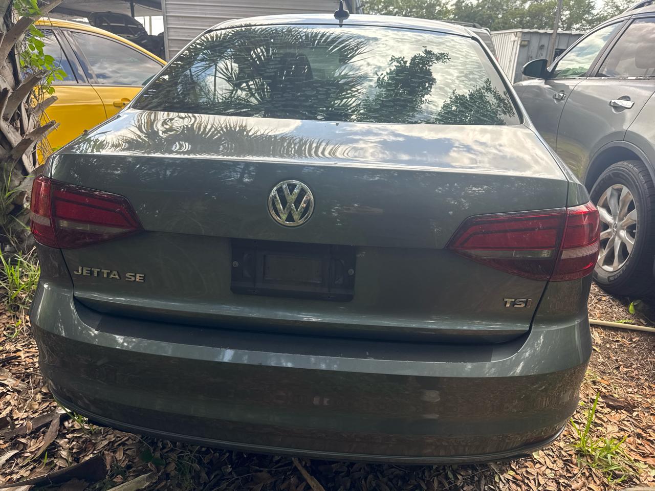 Volkswagen Jetta Sedan  2016