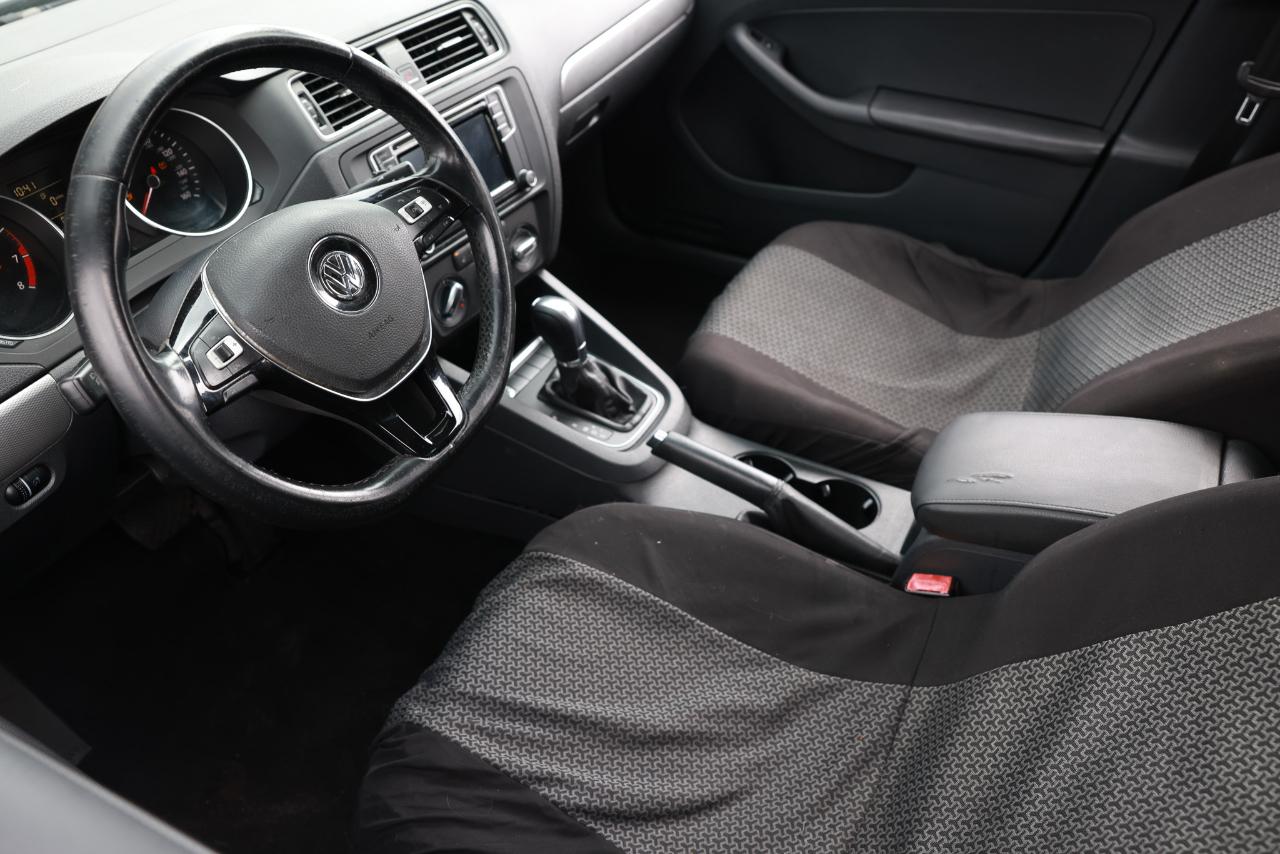 Volkswagen Jetta Sedan  2016