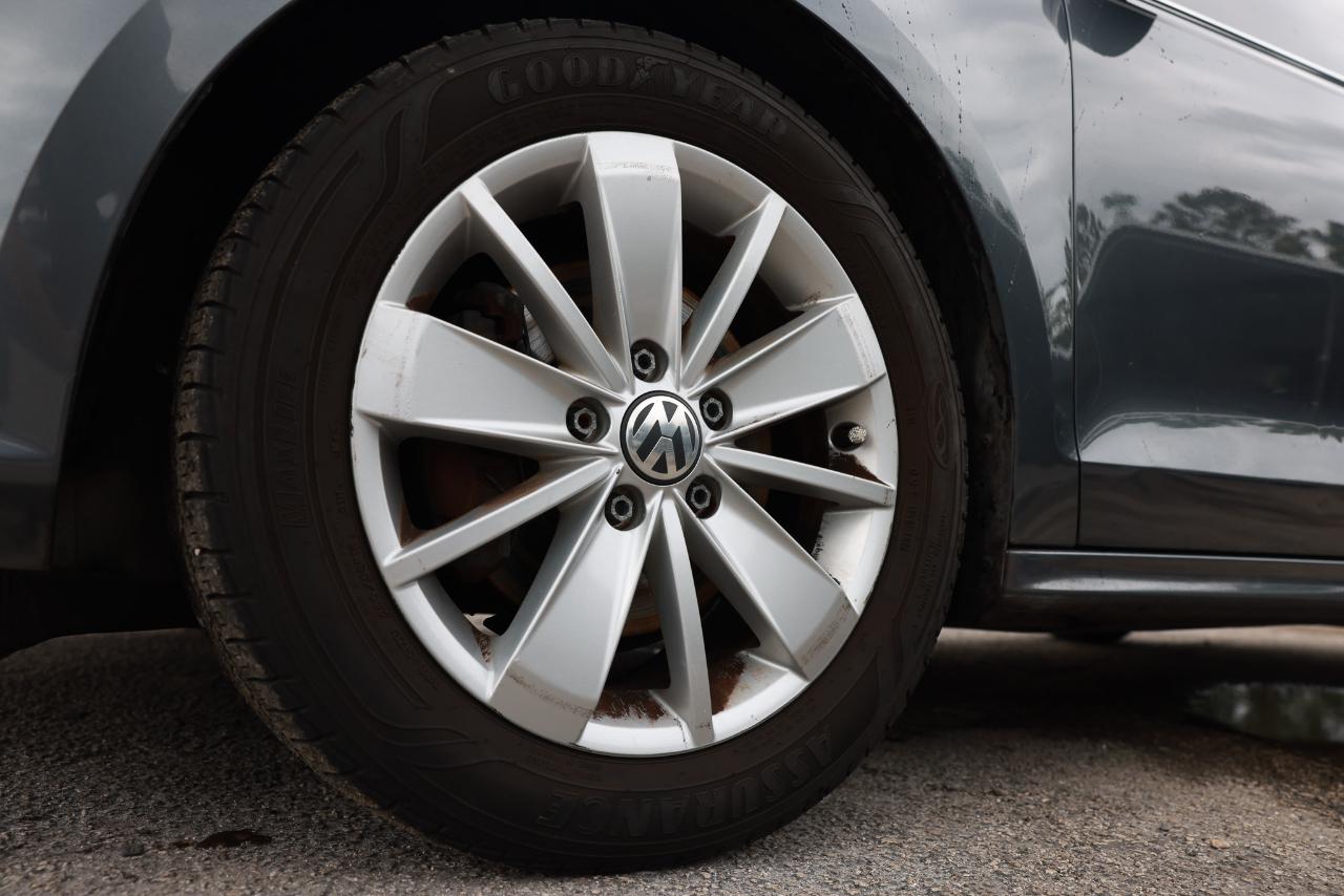Volkswagen Jetta Sedan  2016