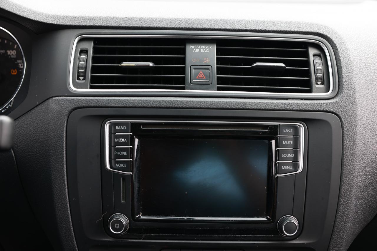 Volkswagen Jetta Sedan  2016