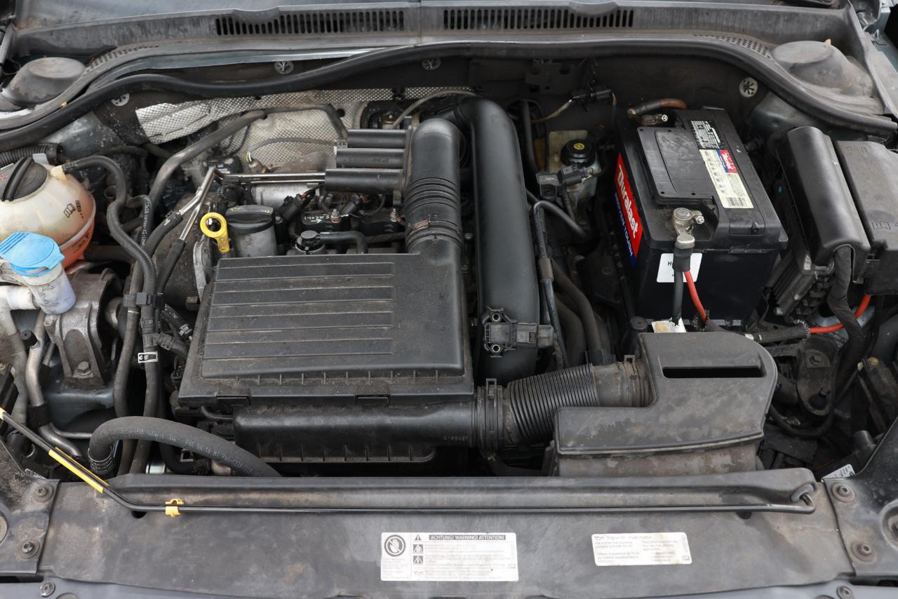Volkswagen Jetta Sedan  2016