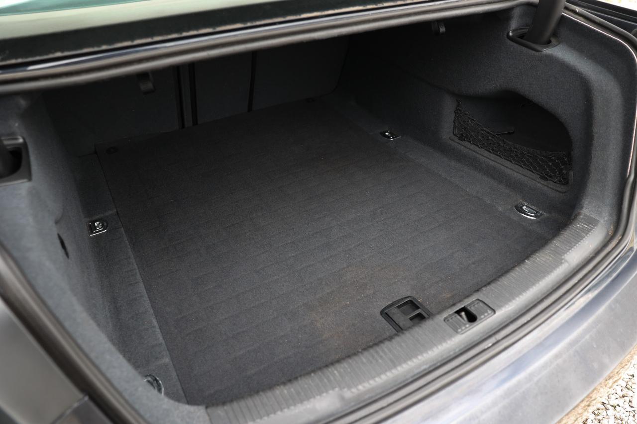Audi A6  2012
