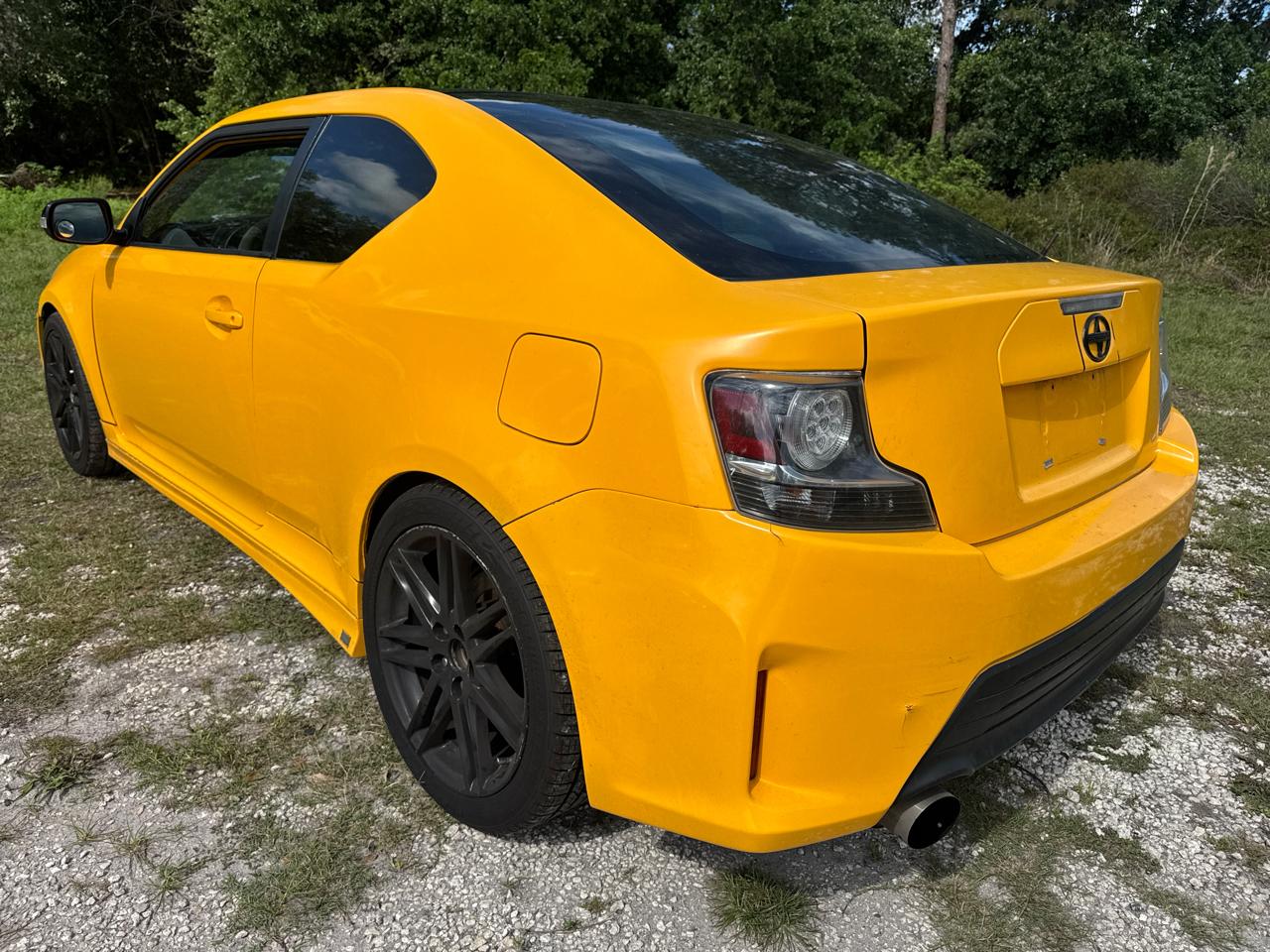 Scion tC  2012