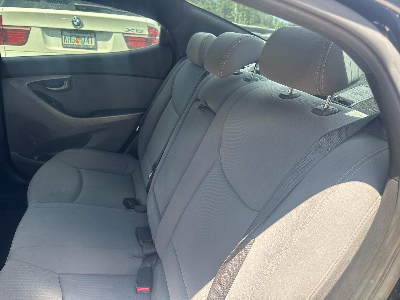 Hyundai Elantra SE 2014