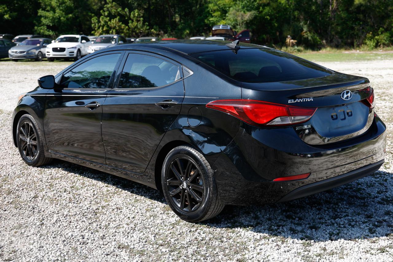 Hyundai Elantra  2014