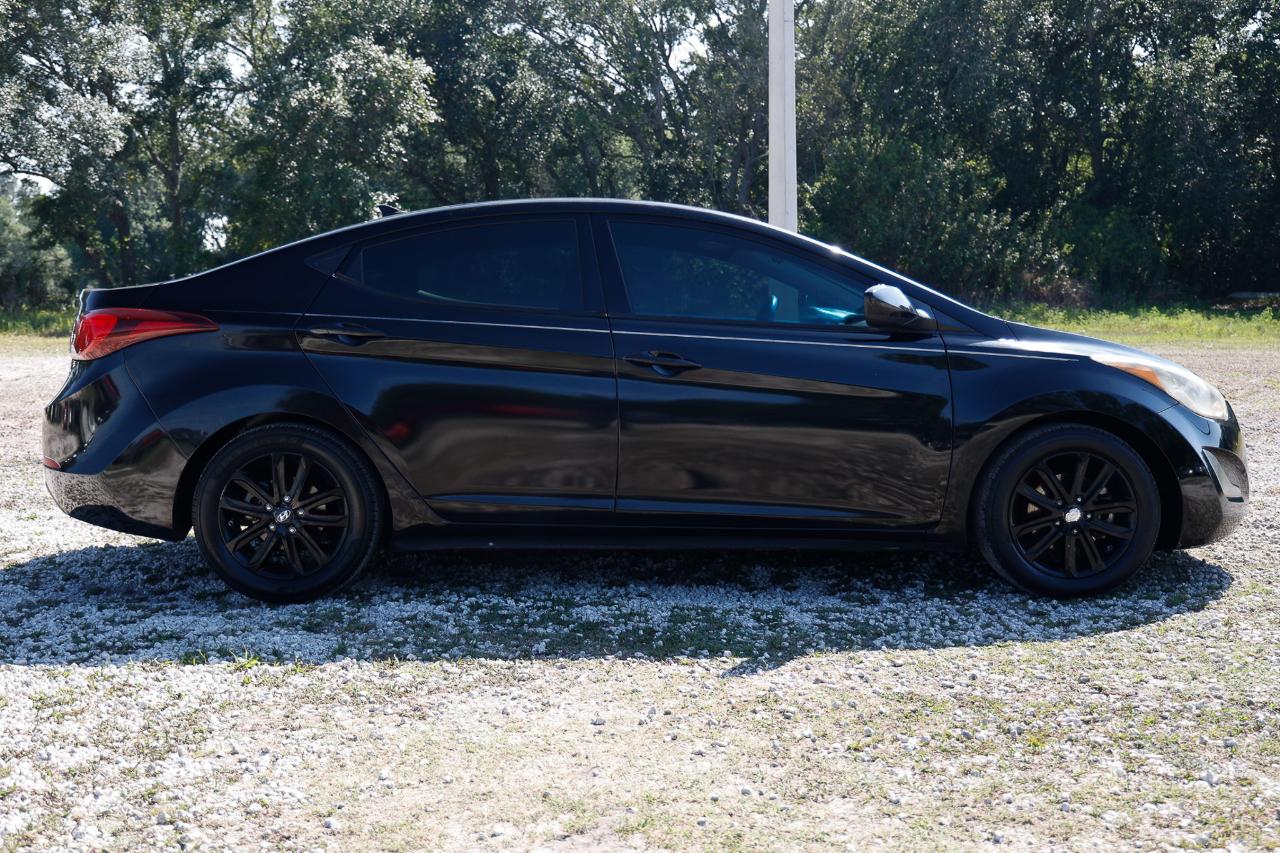 Hyundai Elantra  2014