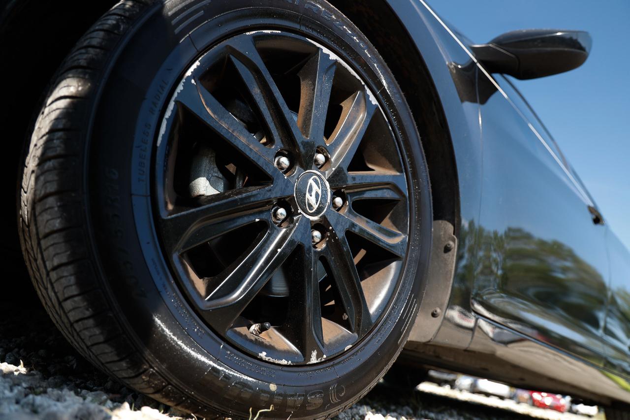 Hyundai Elantra  2014