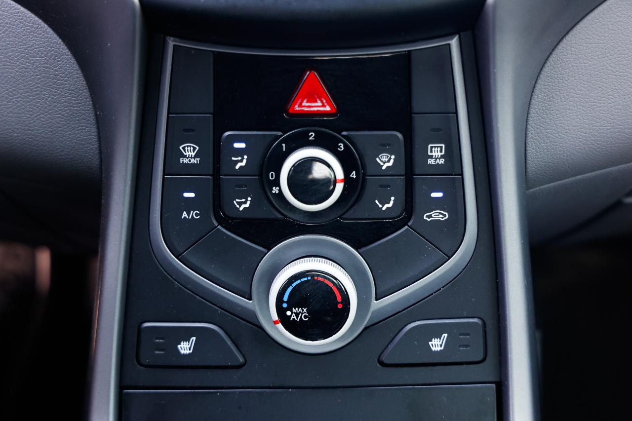 Hyundai Elantra  2014