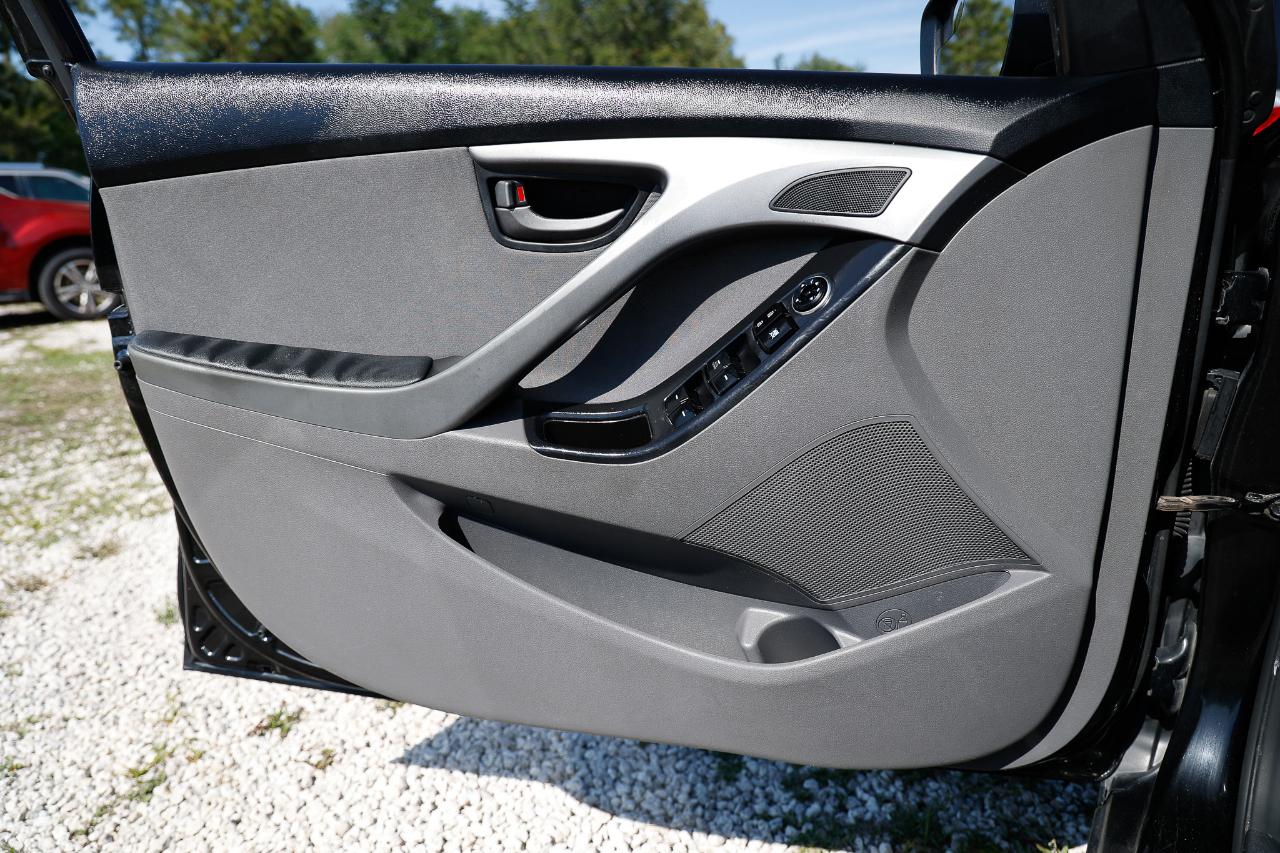 Hyundai Elantra  2014