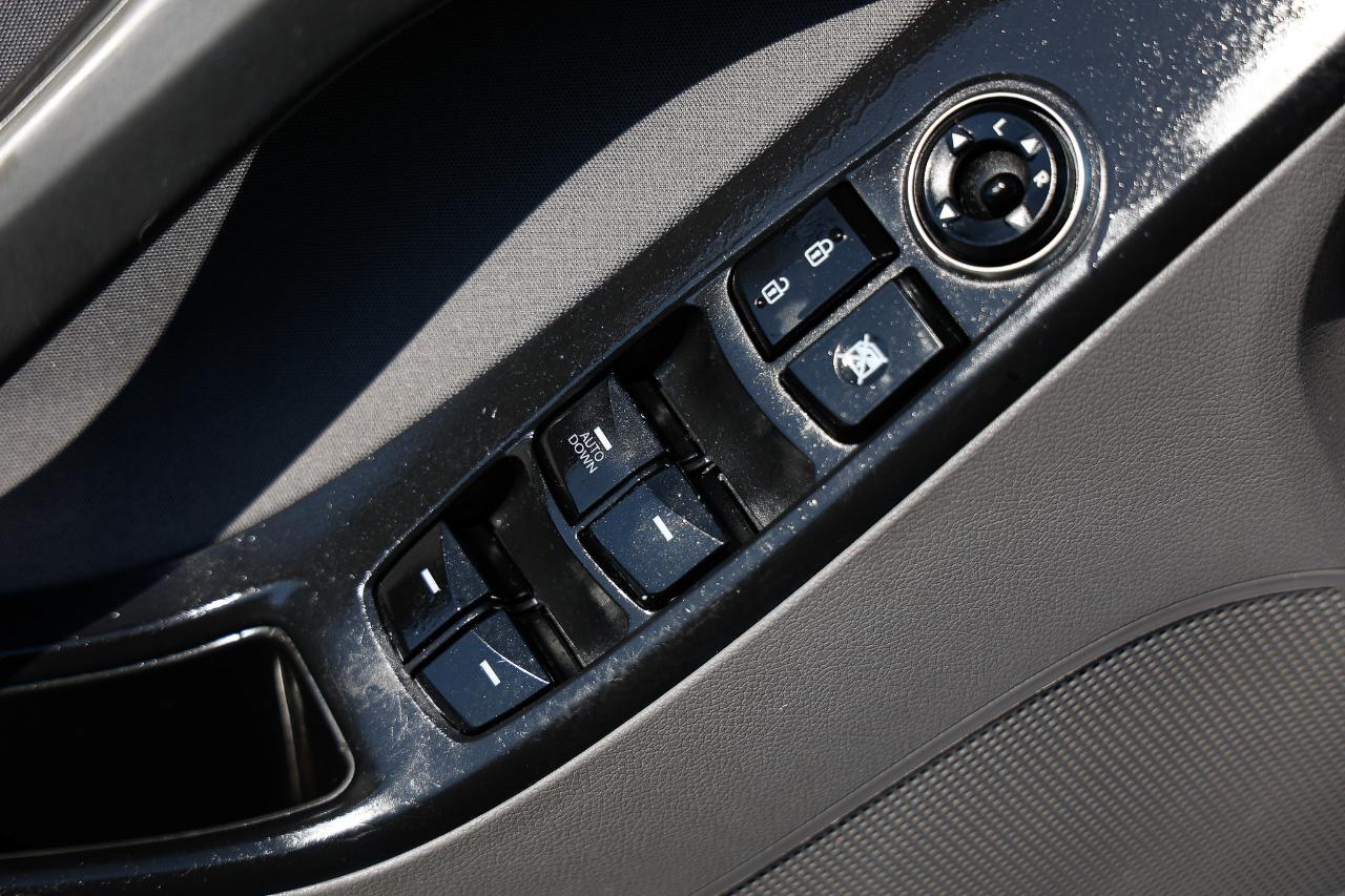 Hyundai Elantra  2014