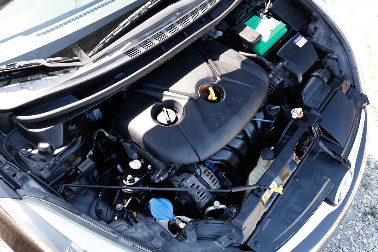 Hyundai Elantra  2014