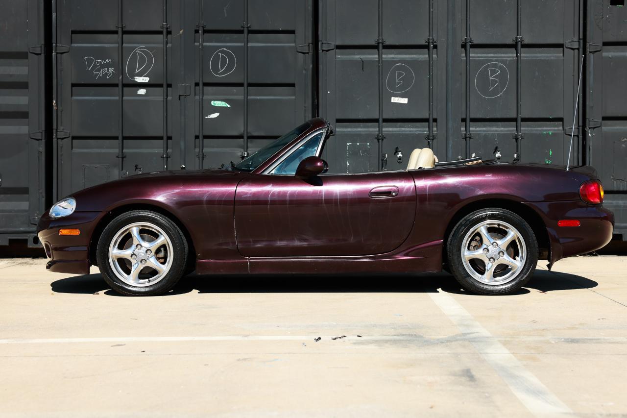 Mazda MX-5 Miata  2000