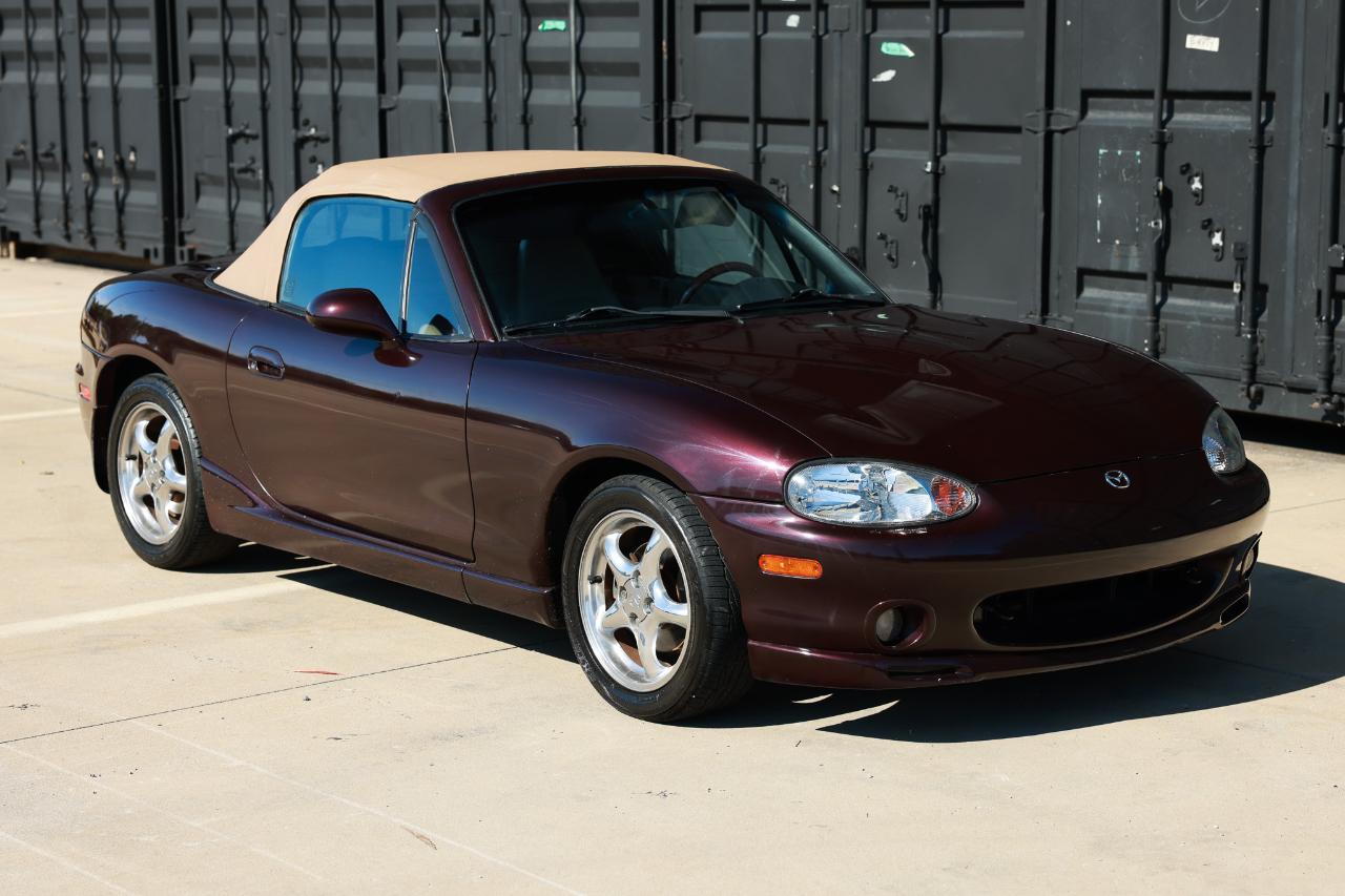 Mazda MX-5 Miata  2000