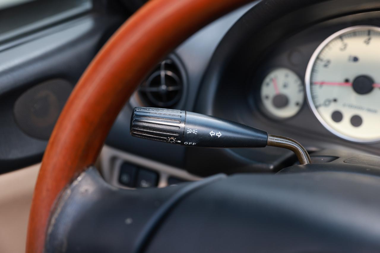 Mazda MX-5 Miata  2000