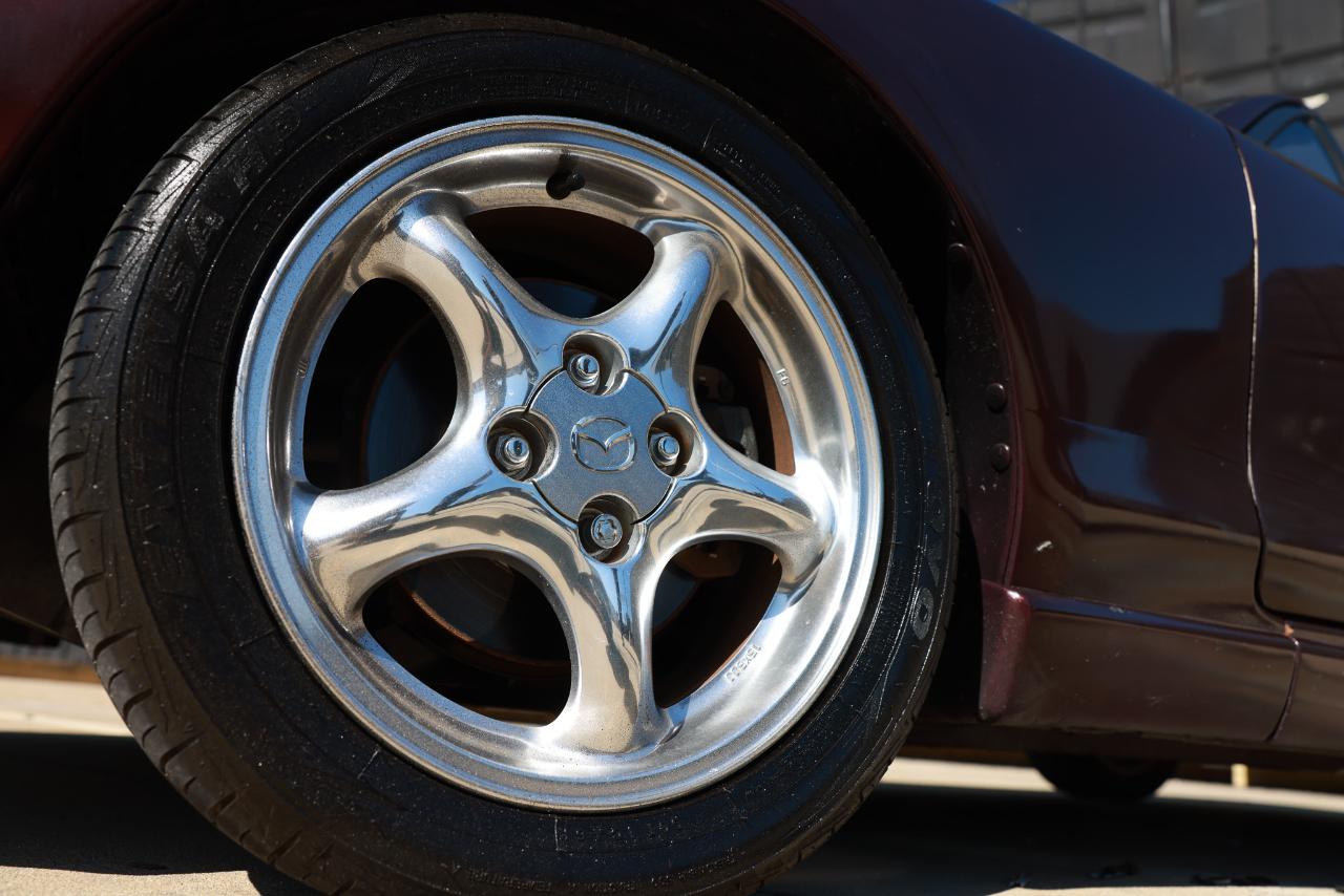 Mazda MX-5 Miata  2000