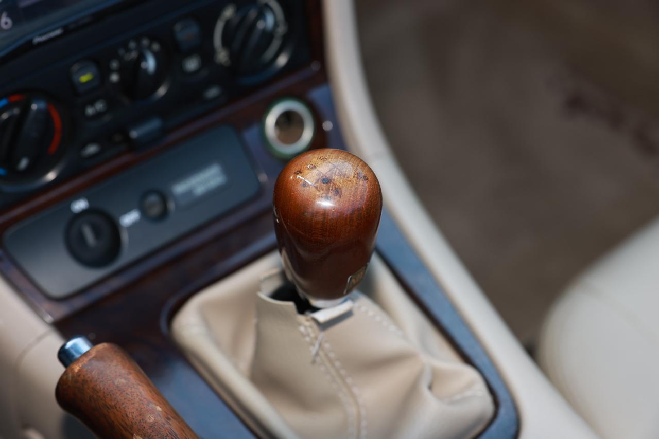 Mazda MX-5 Miata  2000