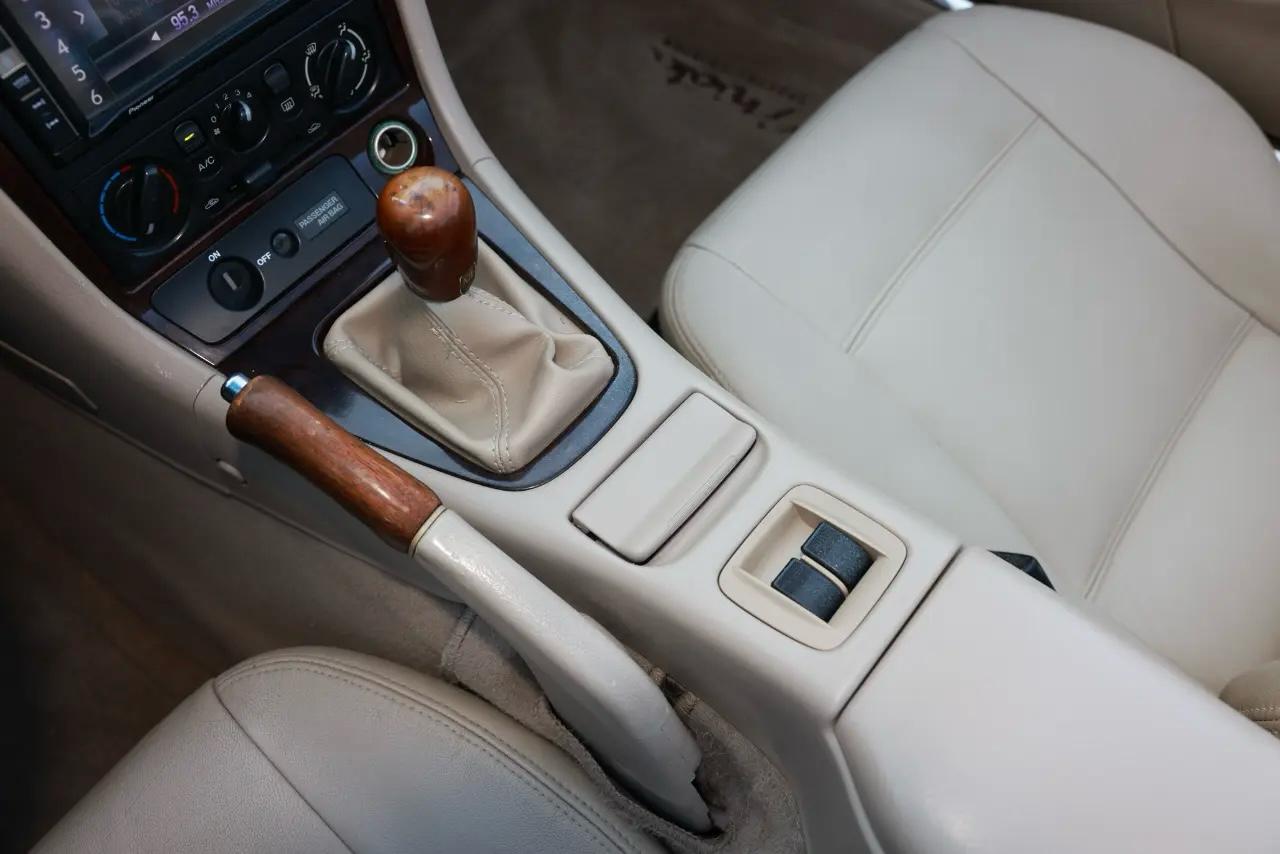 Mazda MX-5 Miata  2000