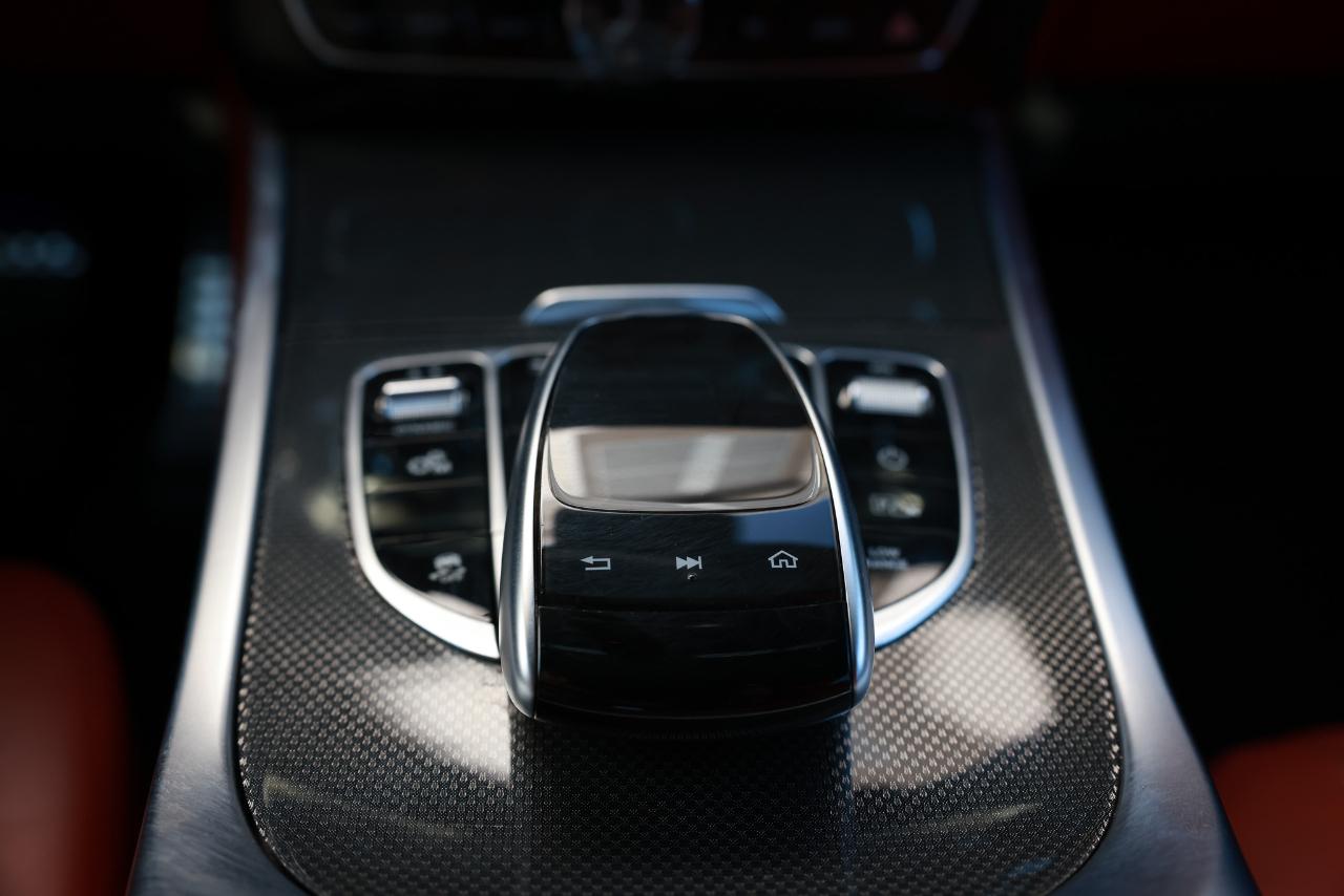 Mercedes-Benz G-Class  2019